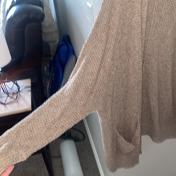 Cardigan - Picture 2 of 4